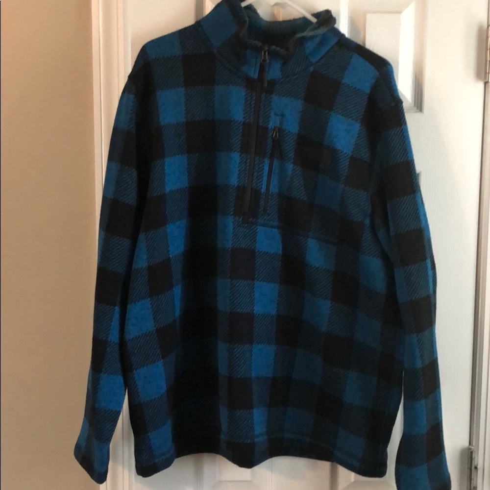 The north face pull over sweatshirt